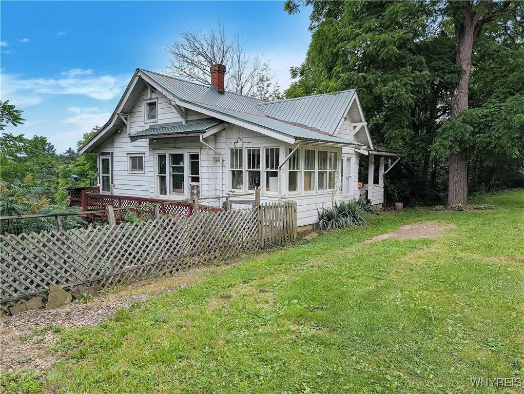 200 E State Street