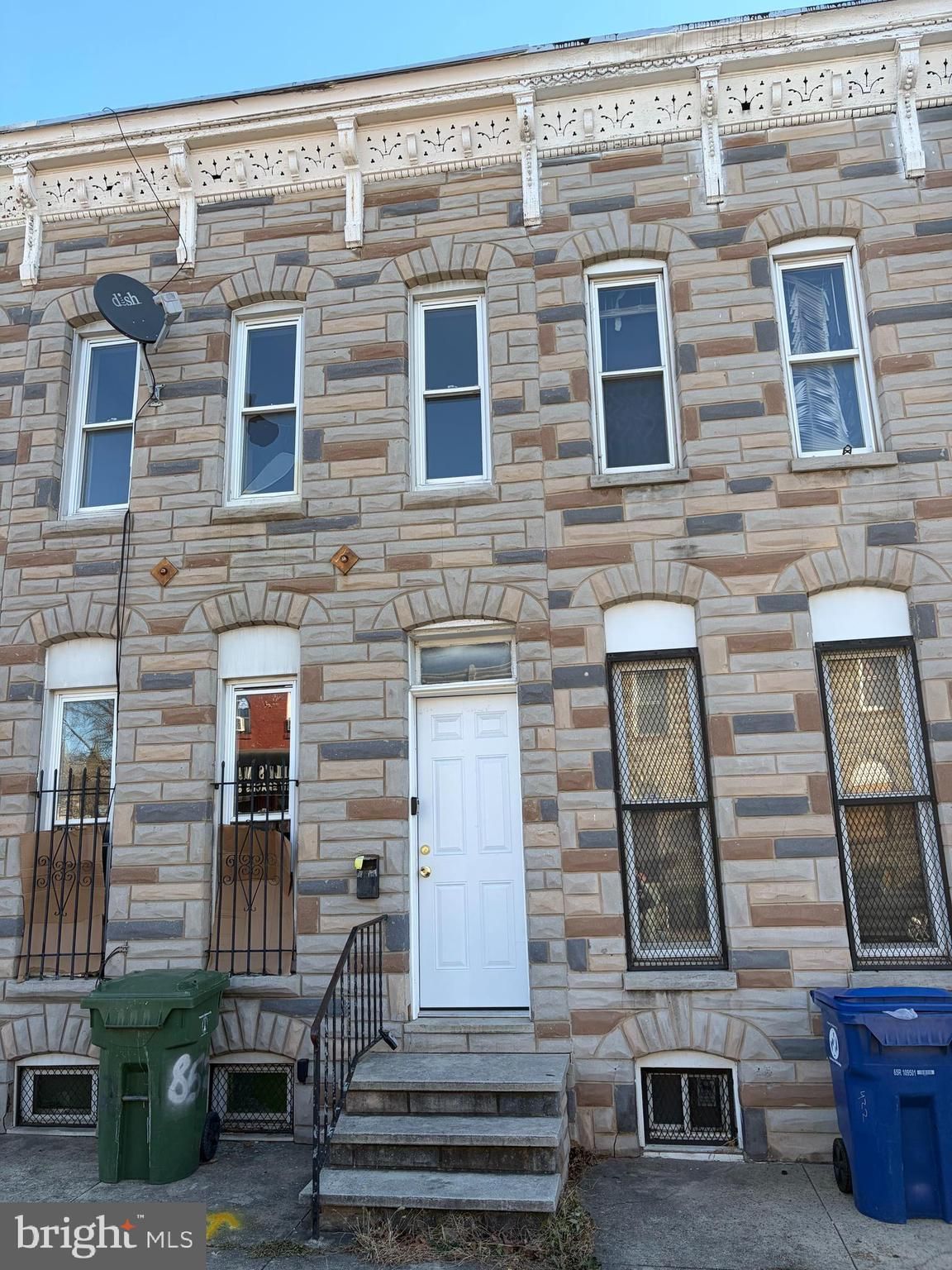 305 S Calhoun Street