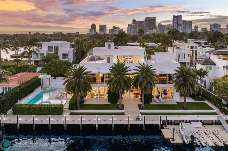 500 Isle Of Capri Dr