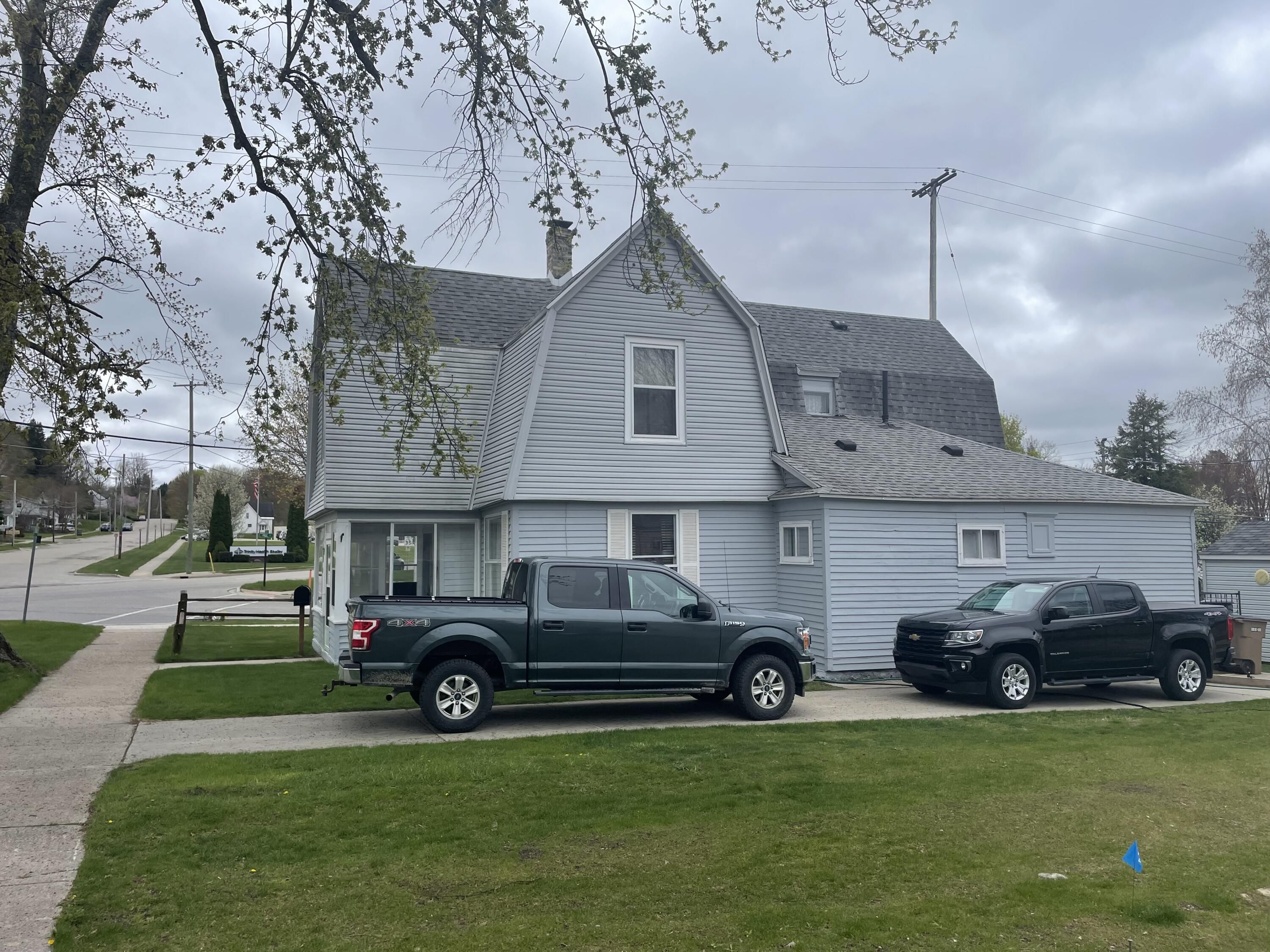 9 N Michigan Avenue