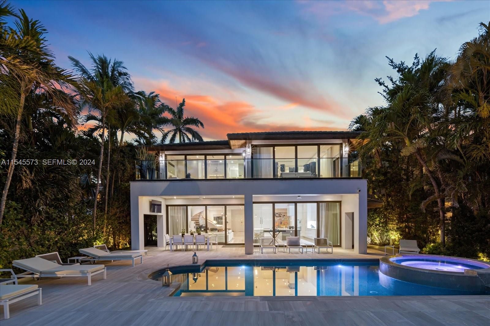 401 E Rivo Alto Drive