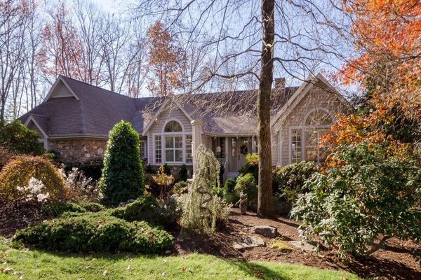 Champion Hills Hendersonville Nc Homes For Sale Real Estate Neighborhoods Com