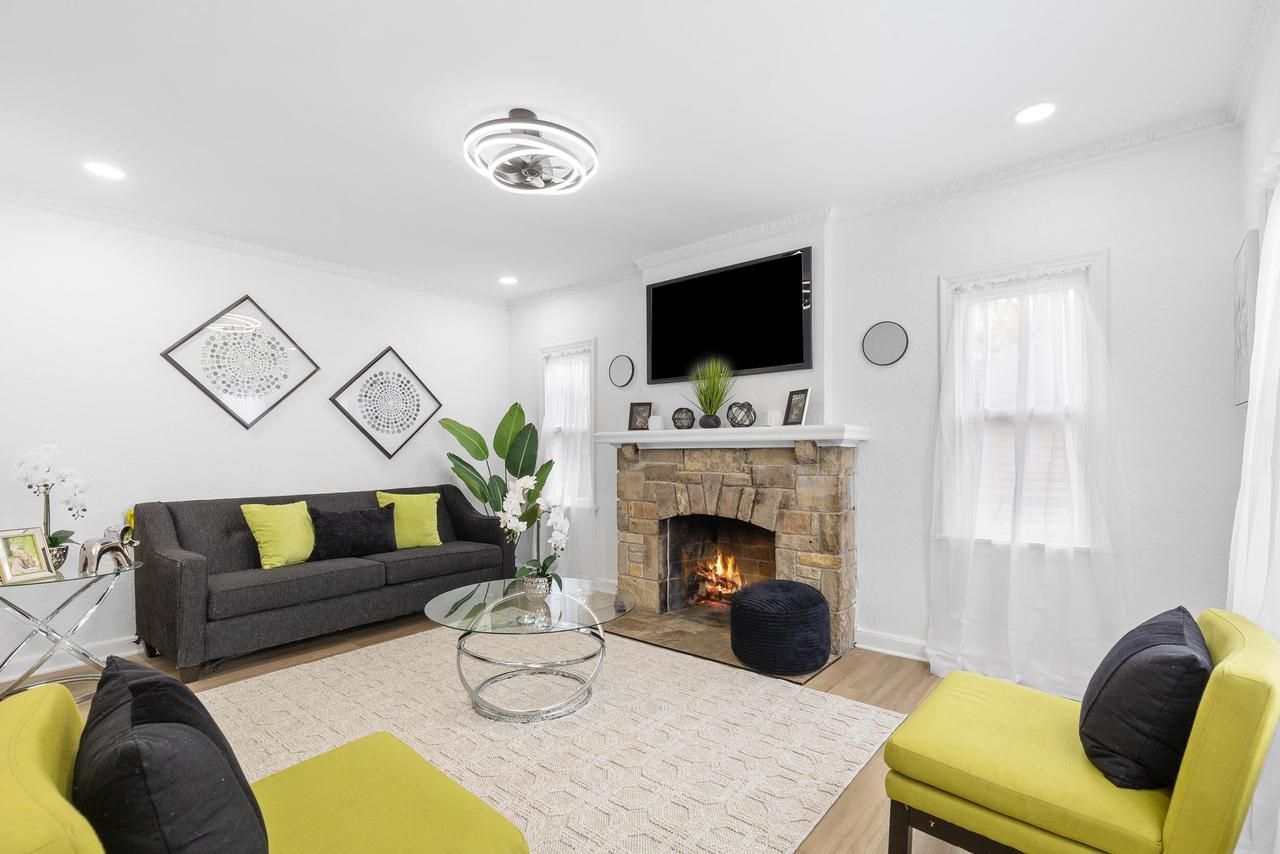 1229 West Olive Street