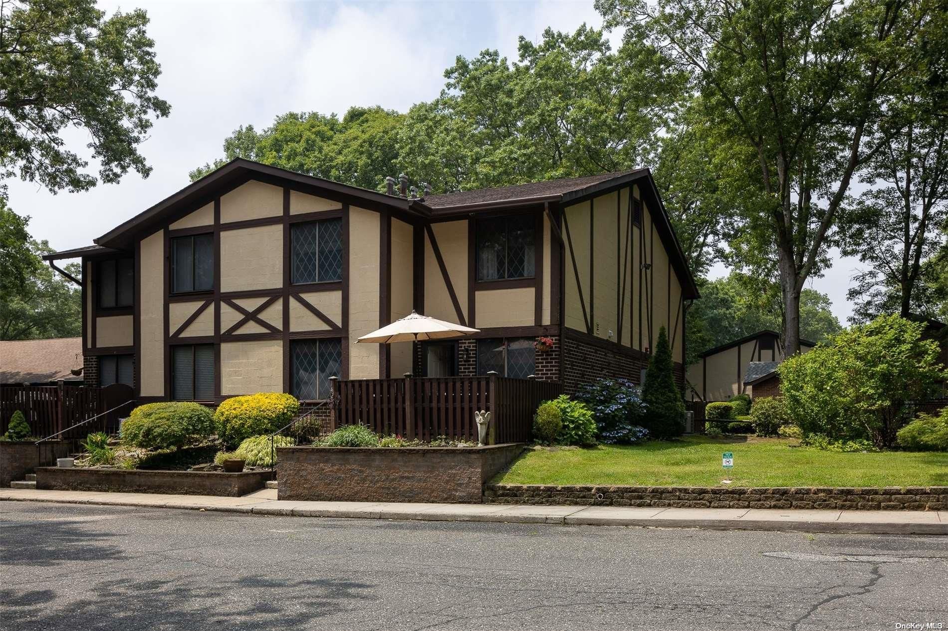 148 Cambridge Drive 148