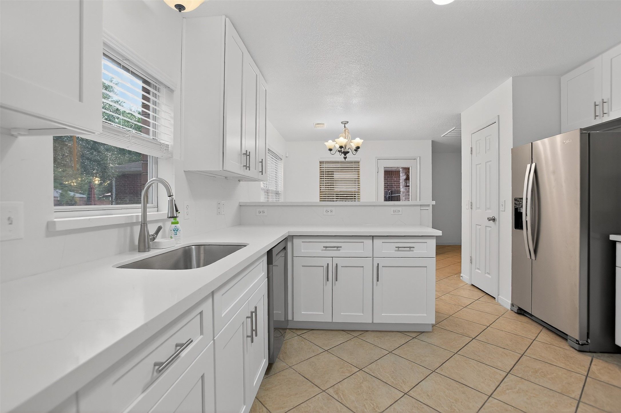 17627 S Summit Canyon Drive