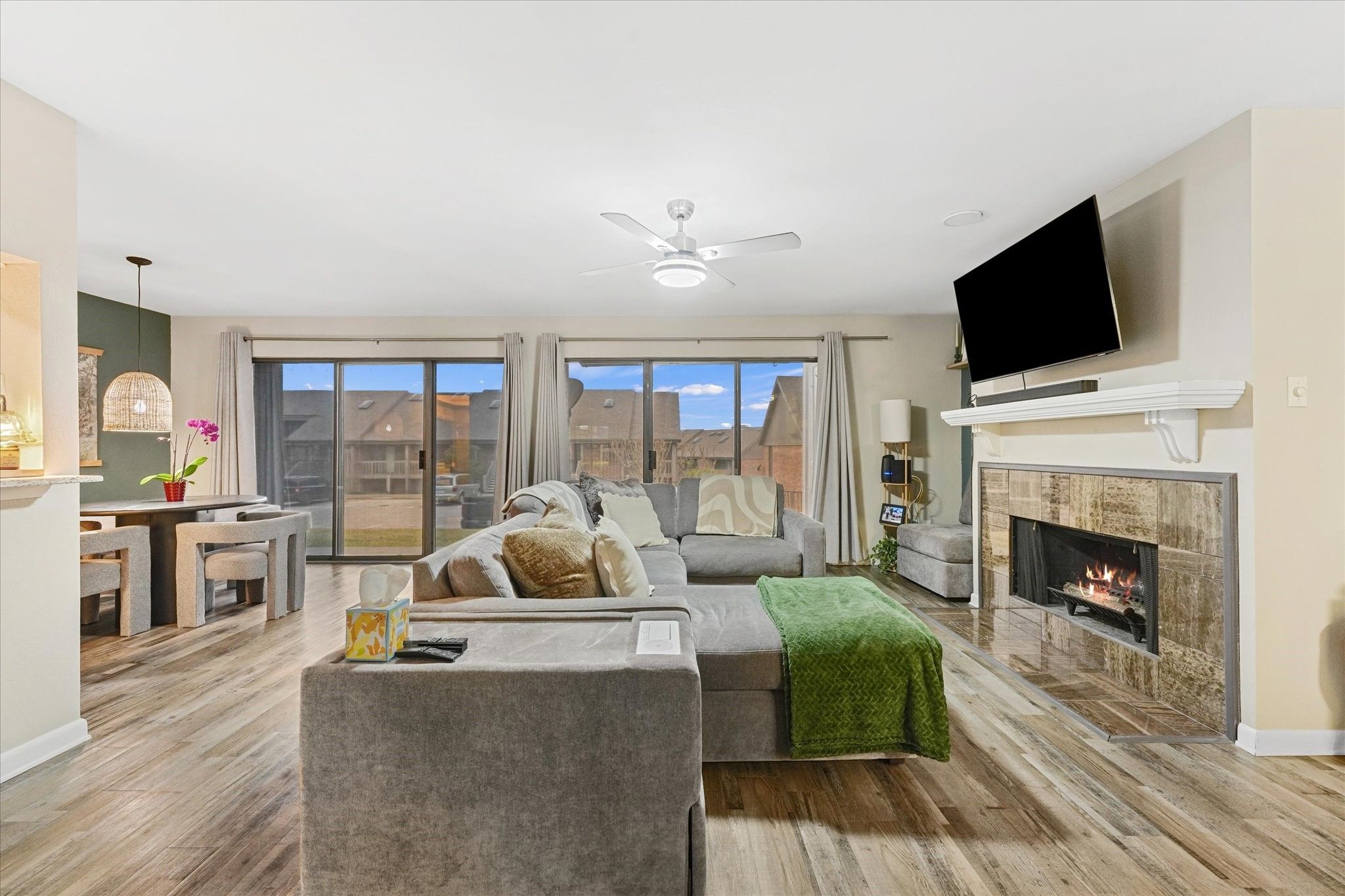 1029 Signal Ridge Place