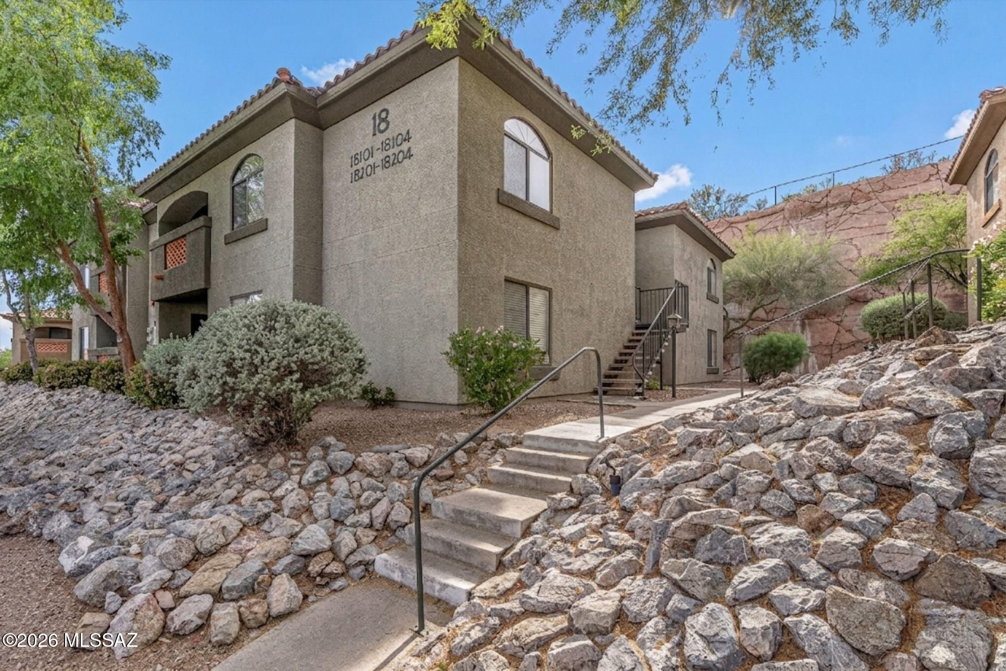 5751 N Kolb Road 18201