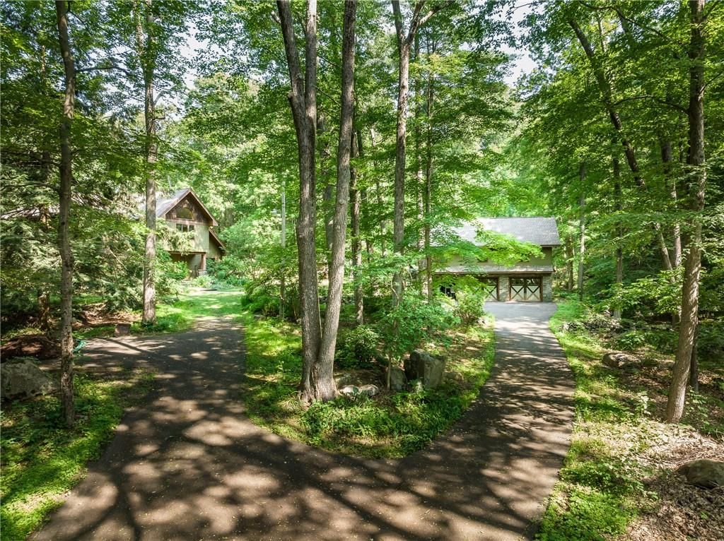 25 Rock Ridge Road
