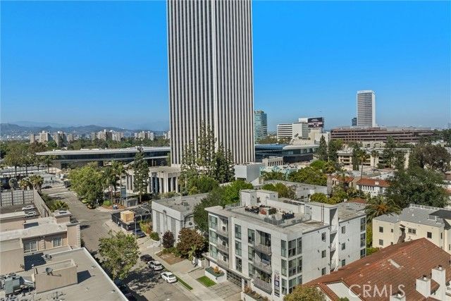 738 S Ogden Drive