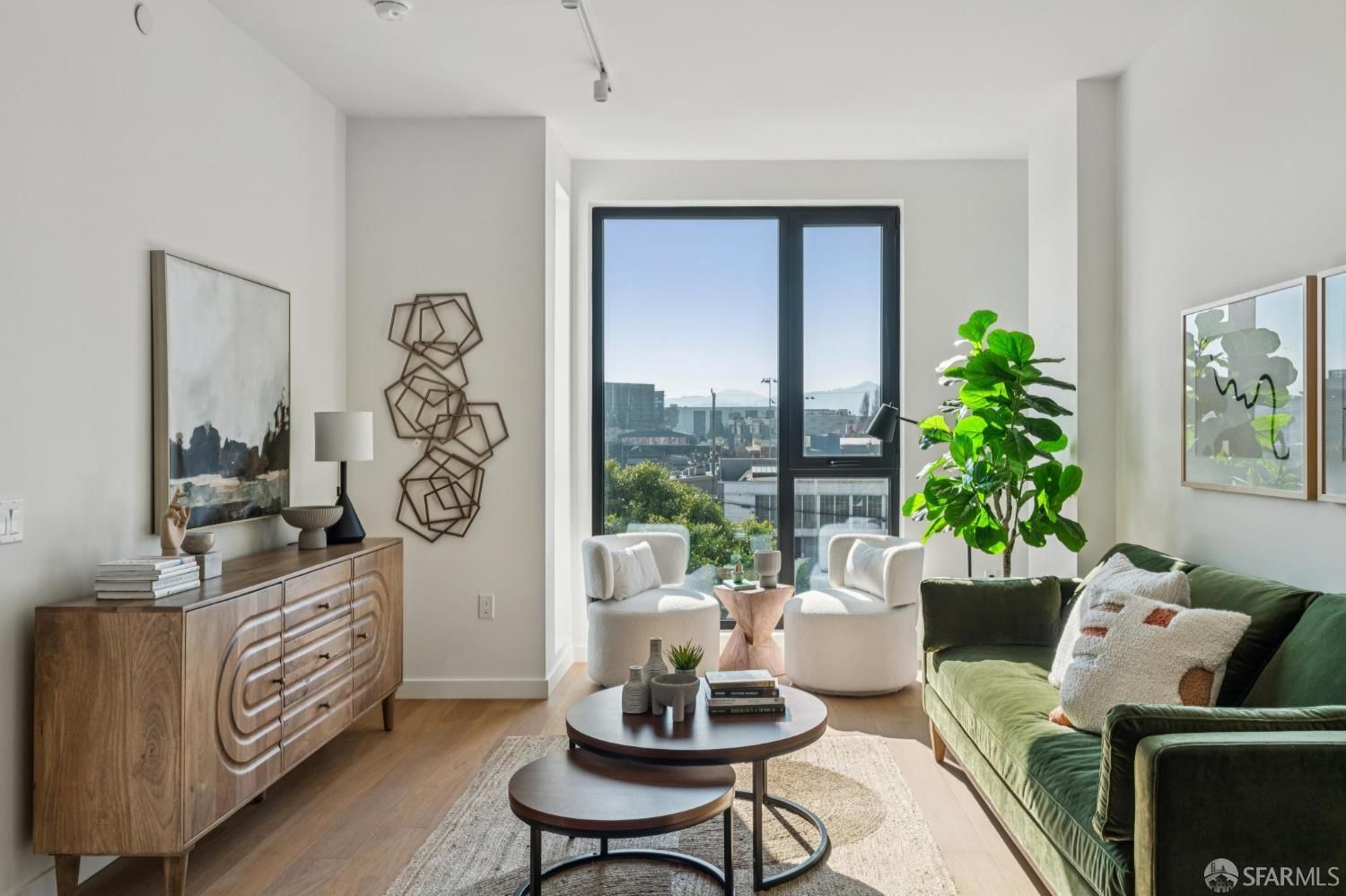 988 Harrison Street WD4