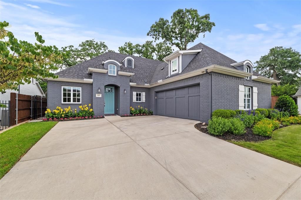537 Sheer Bliss Lane