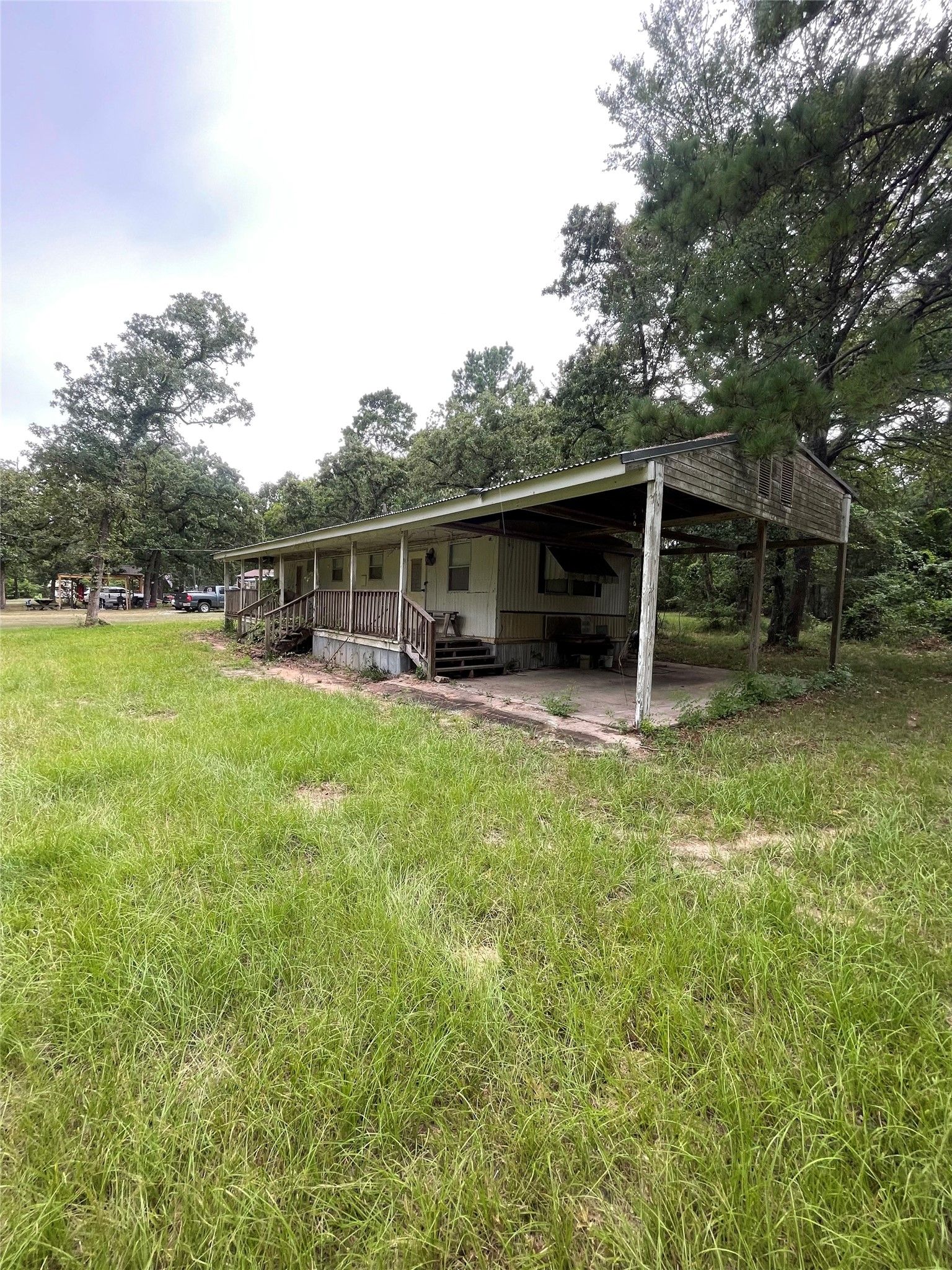 11847 W Hollyhill Drive