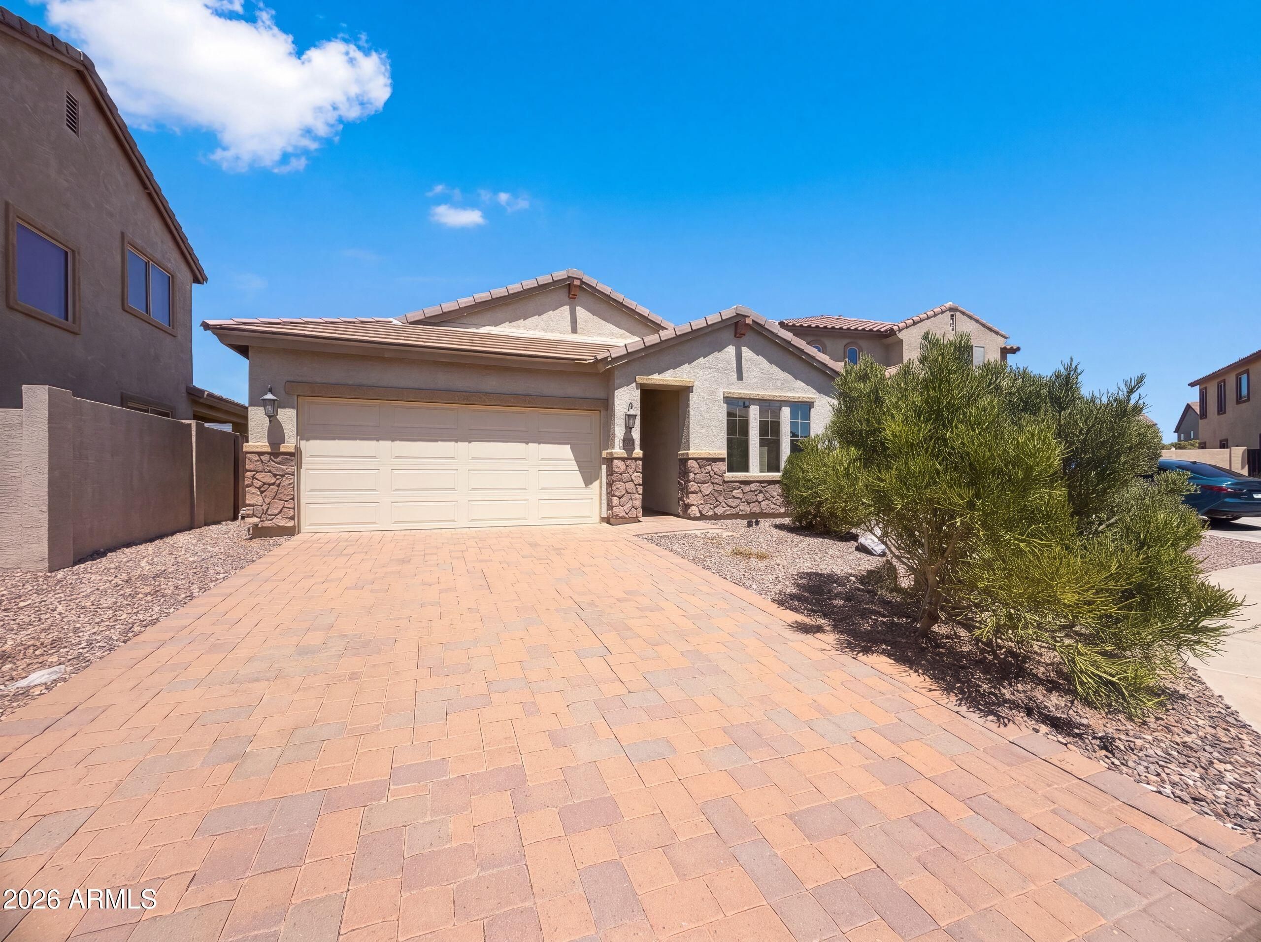 28321 N Cactus Flower Circle