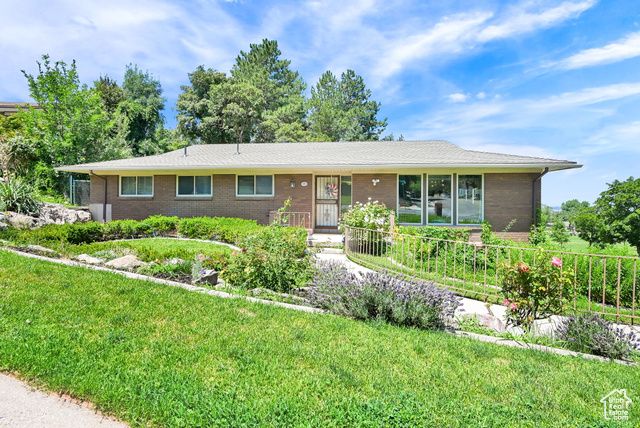 4445 Fillmore Ave