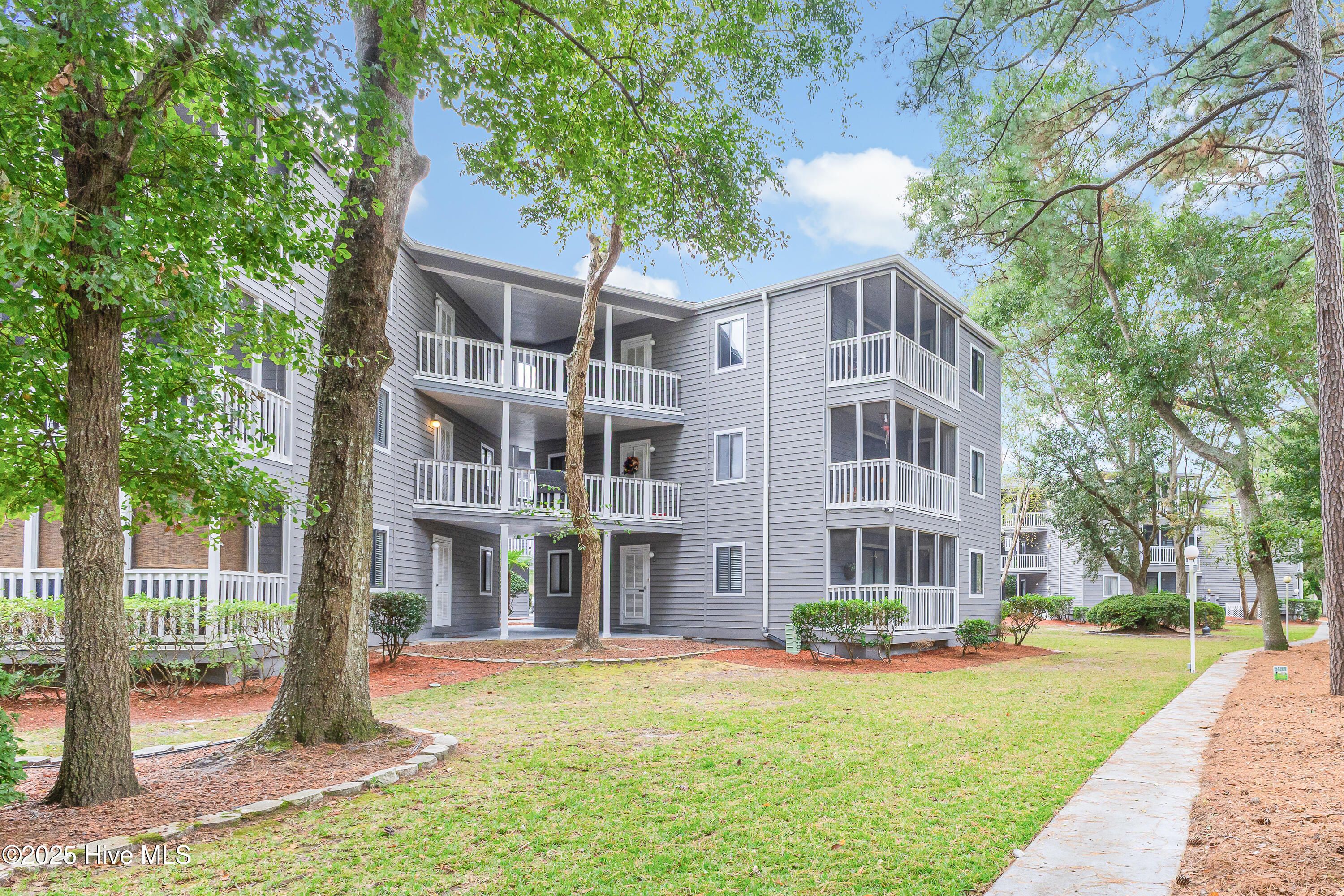 10170 Beach Drive Sw Unit 3305