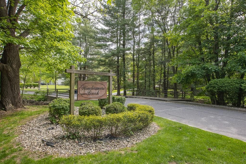 7 Windermere Brook Lane