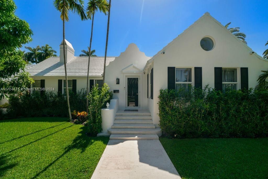 2505 Sunset Dr