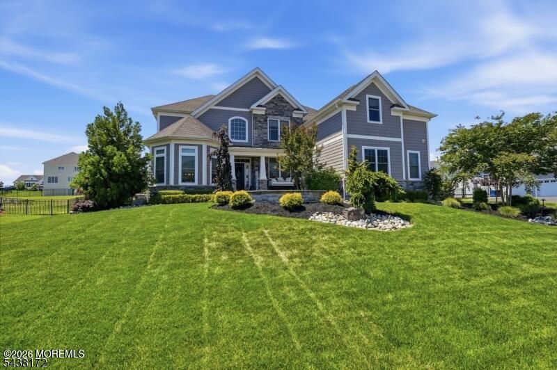 18 Waterford Way