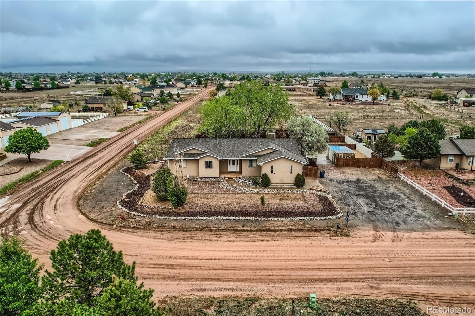 1015 W Stallion Drive