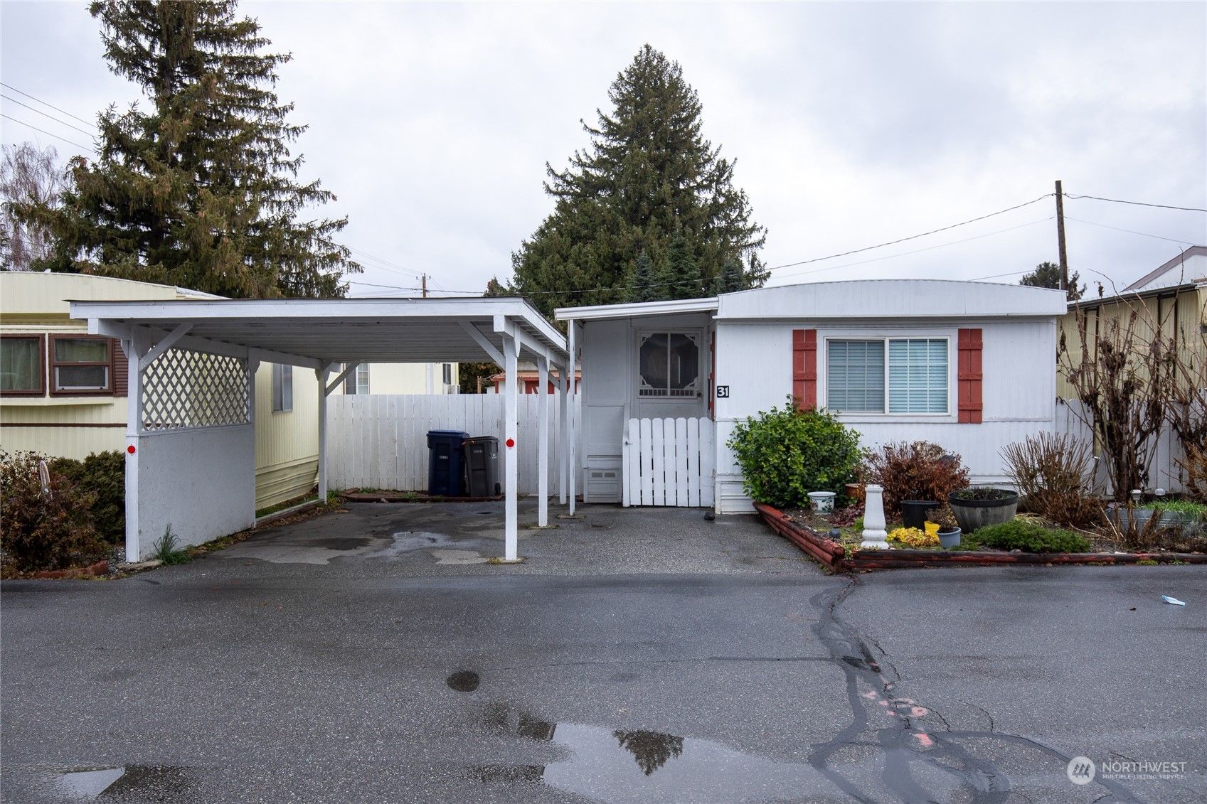 1311 Maple Street 31