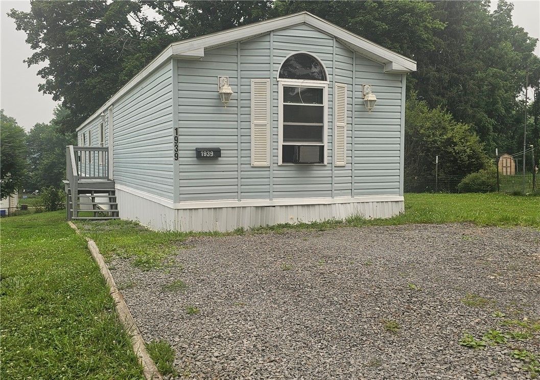1939 Morris St
