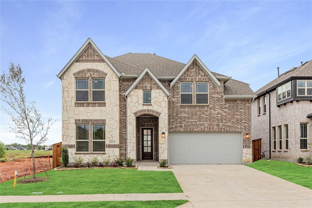 1513 Alexander Drive