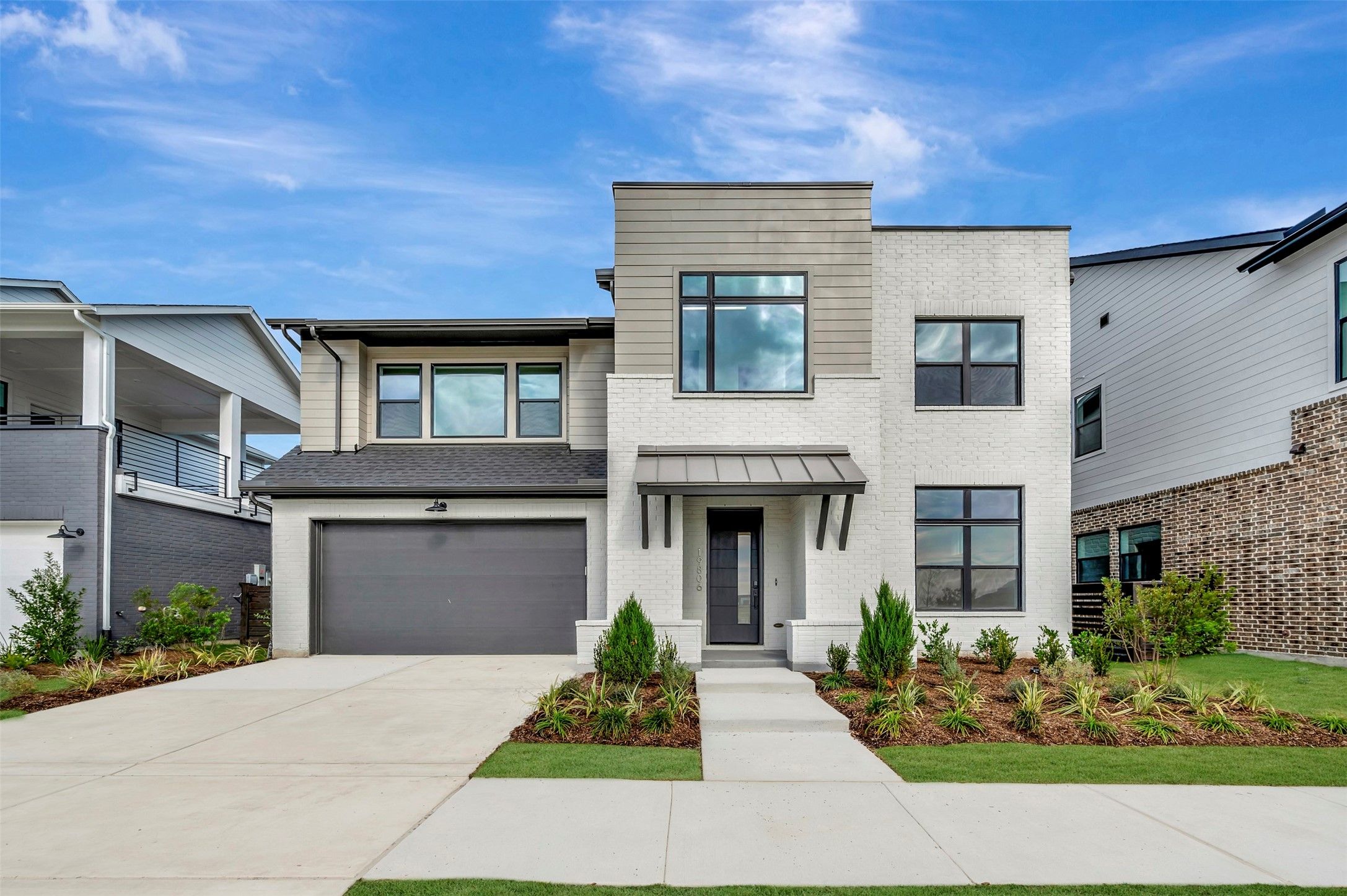 19806 Misty Blue Meadow Street