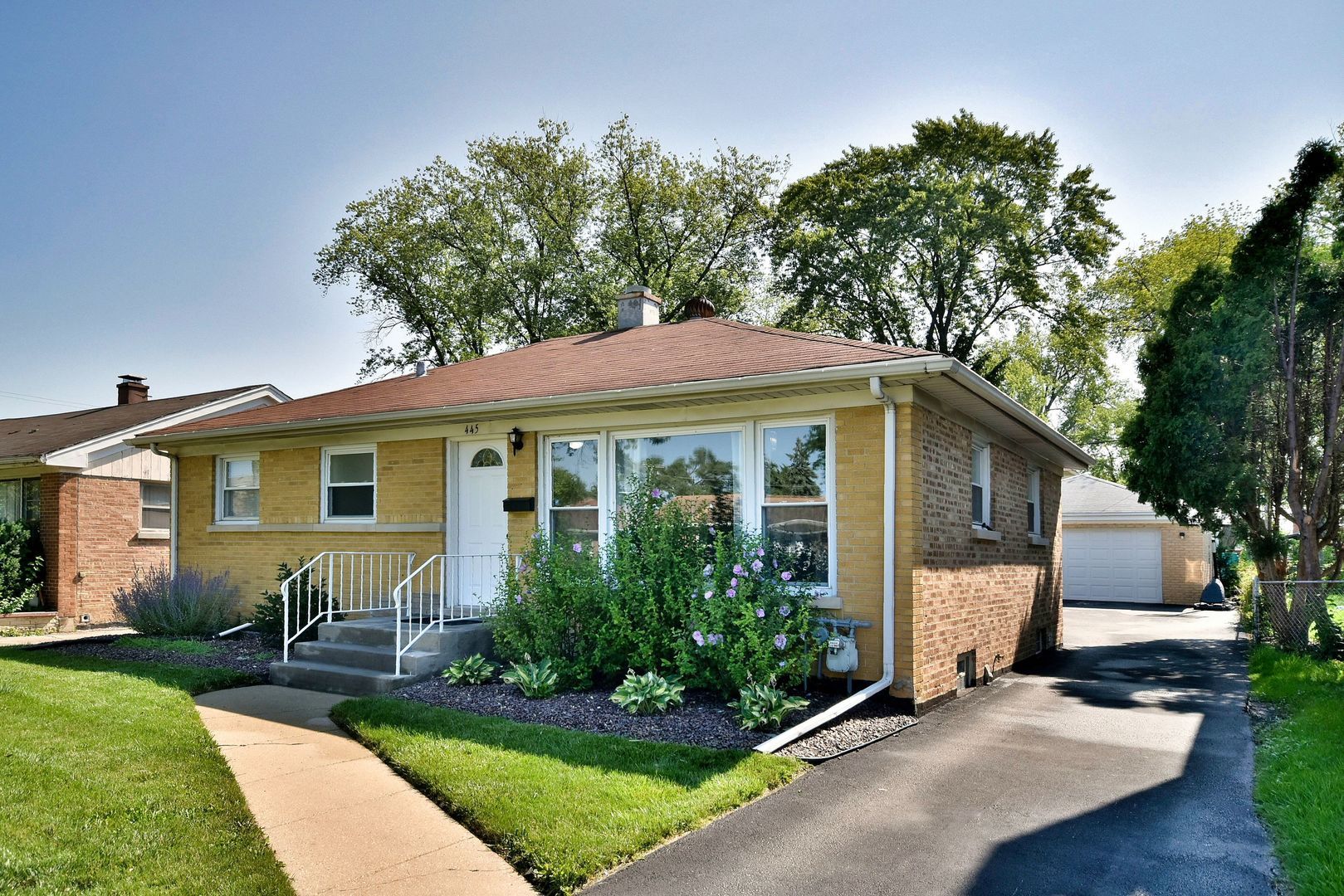 445 Broadview Avenue