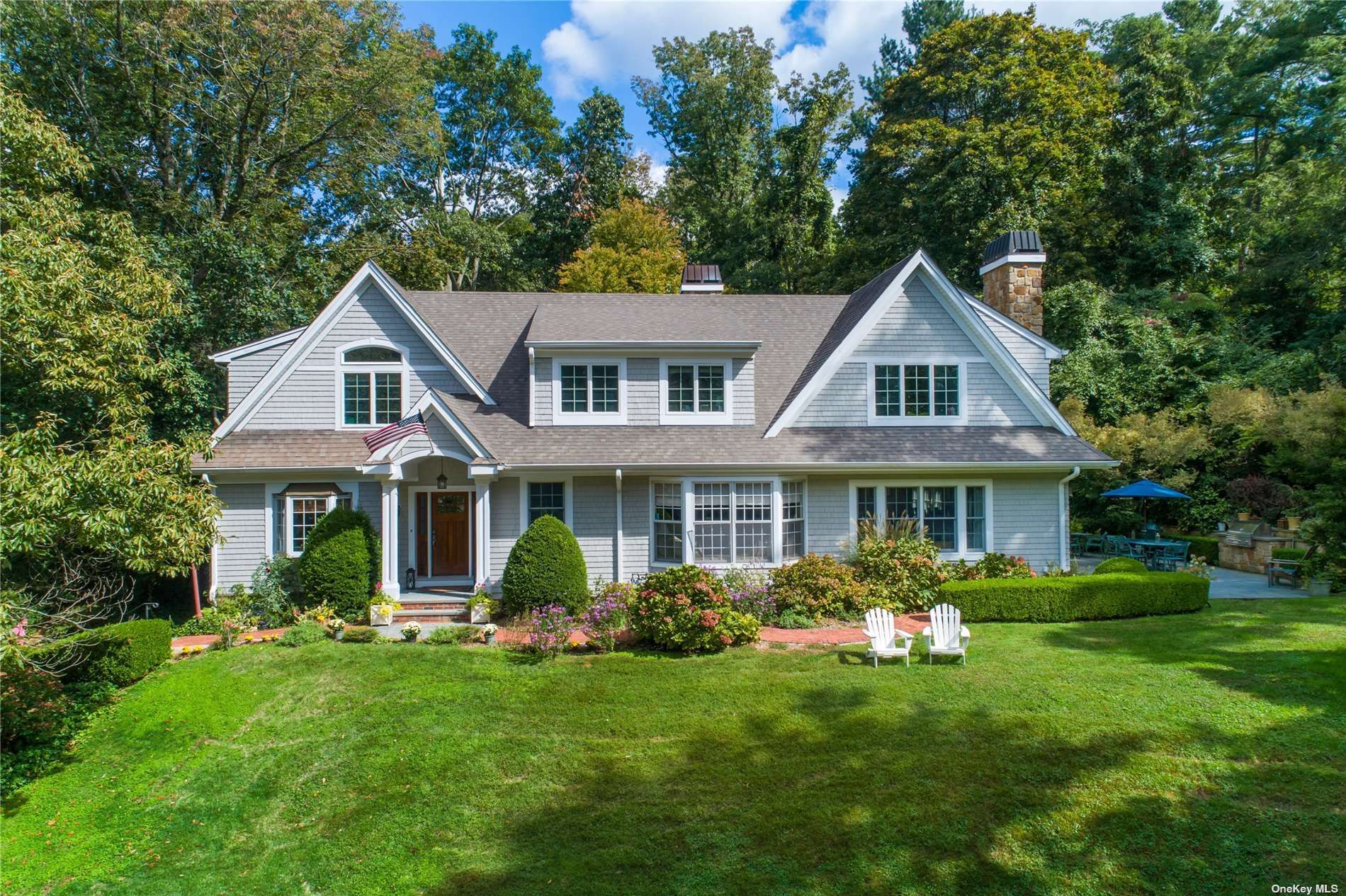 350 West Neck Road