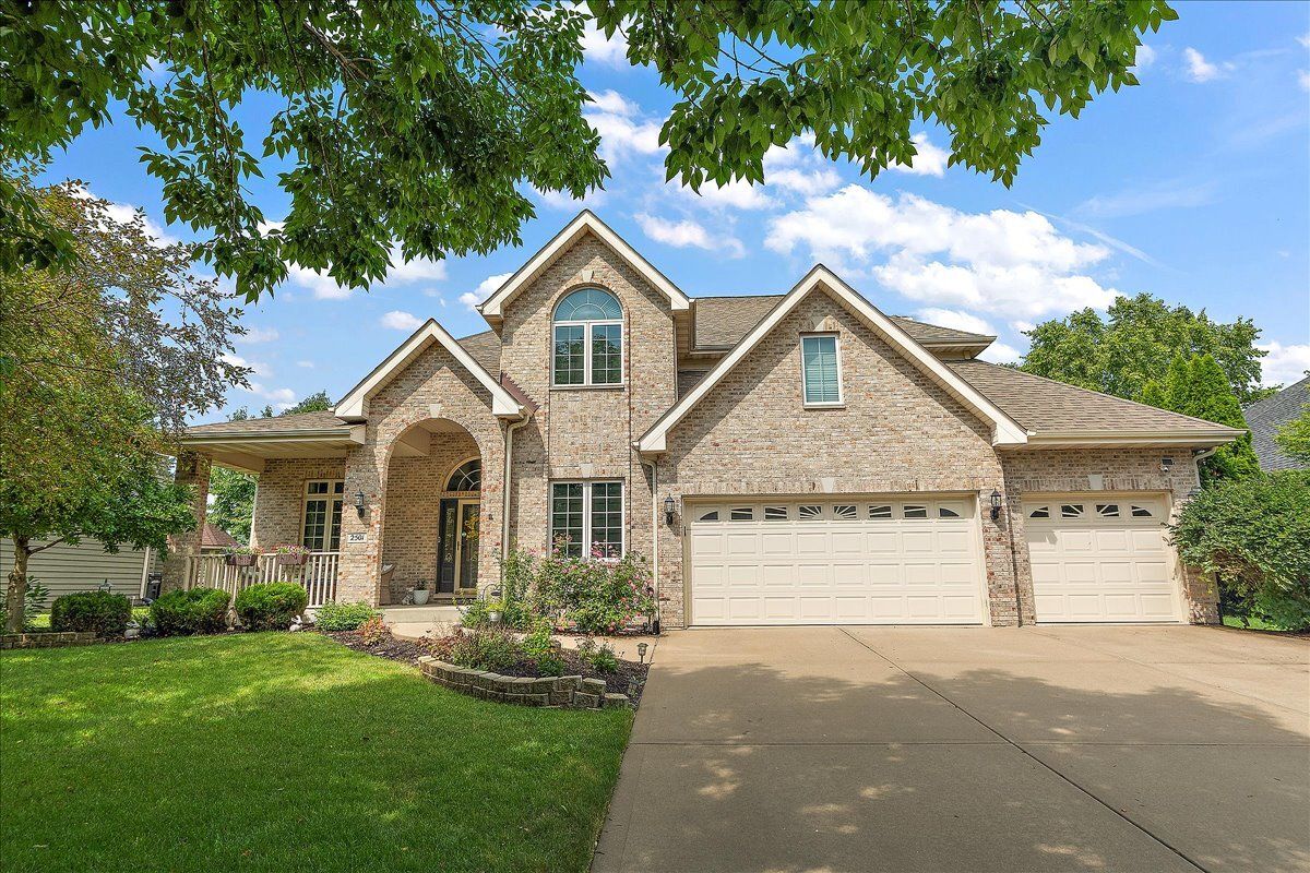 2501 Brookridge Drive
