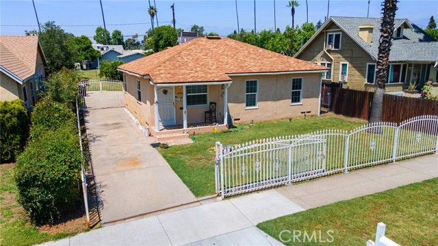 1980 N Sierra Way