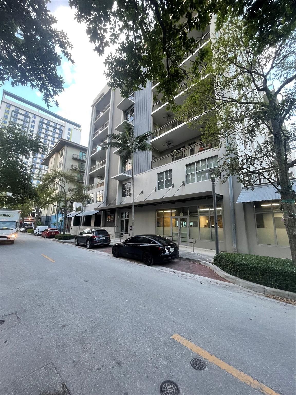 411 Nw 1st Avenue 404