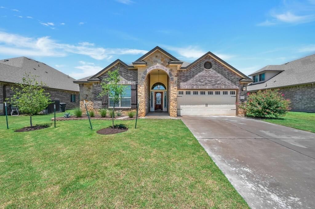 629 Lister Drive
