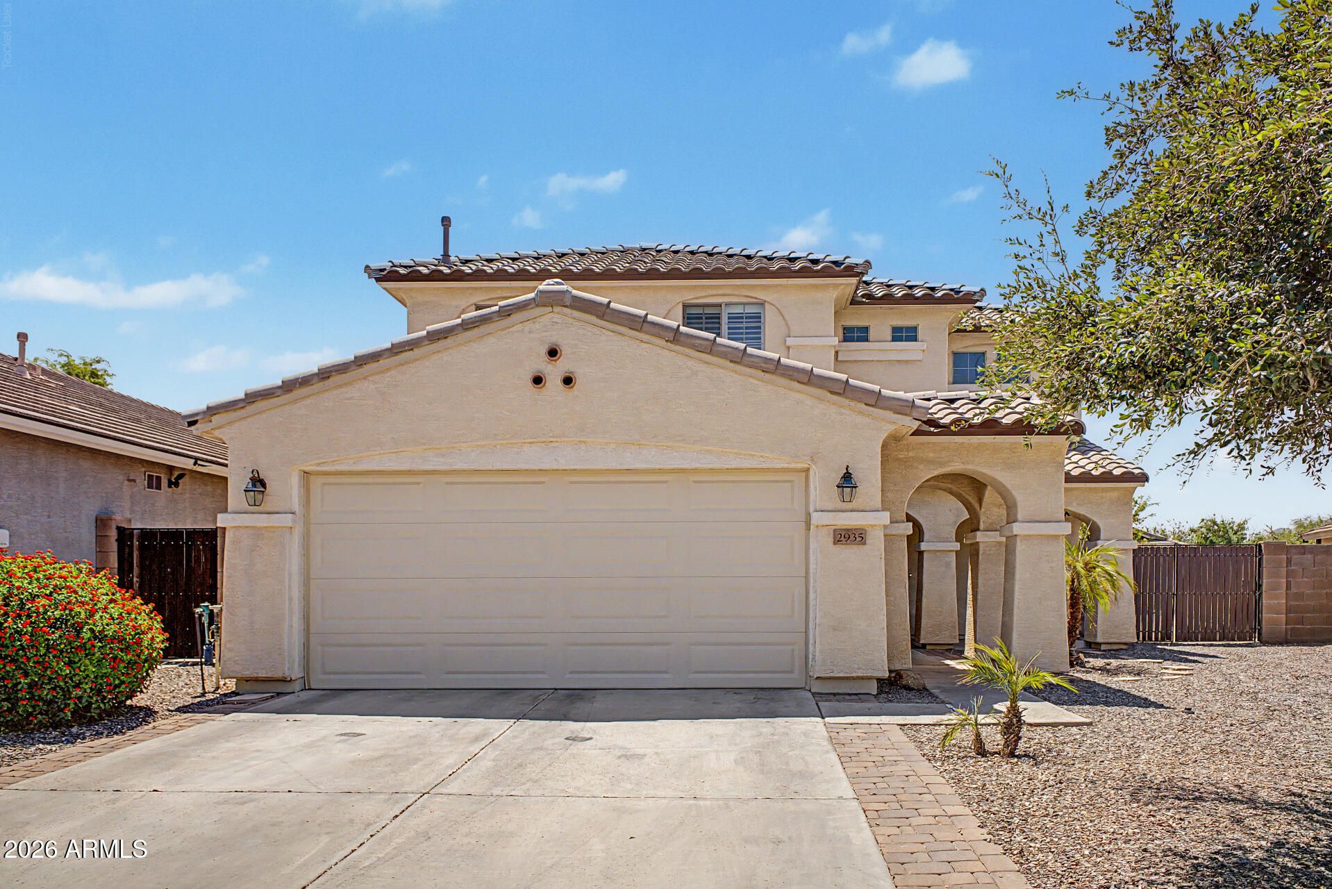 2935 E Mead Drive
