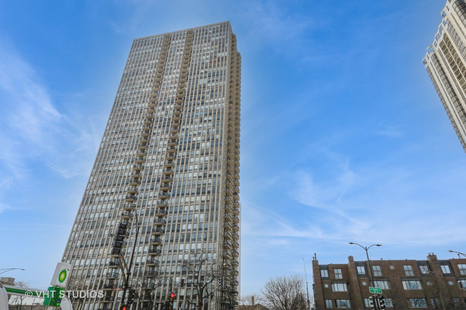 1660 N Lasalle Drive 3009