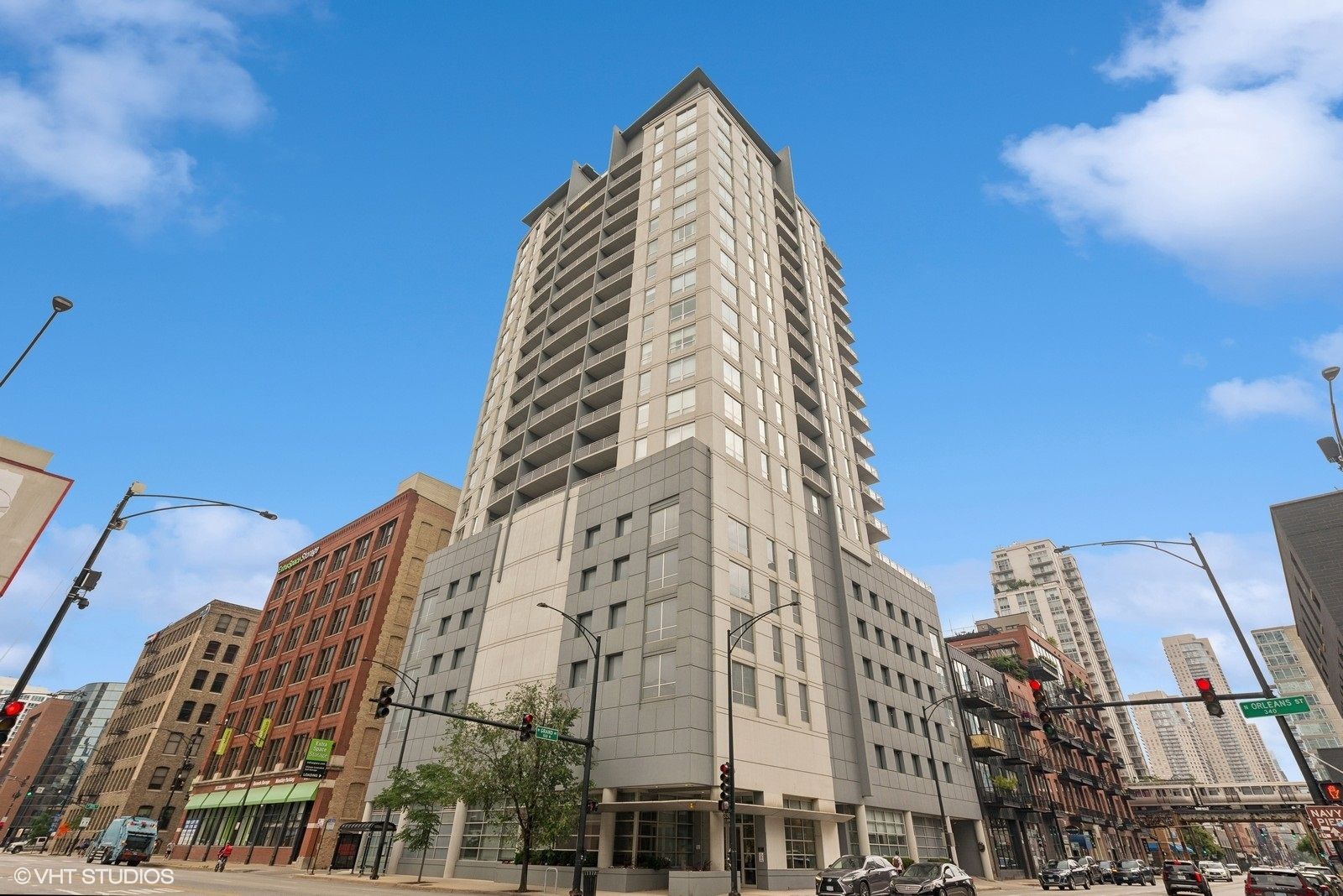 330 W Grand Avenue 1101