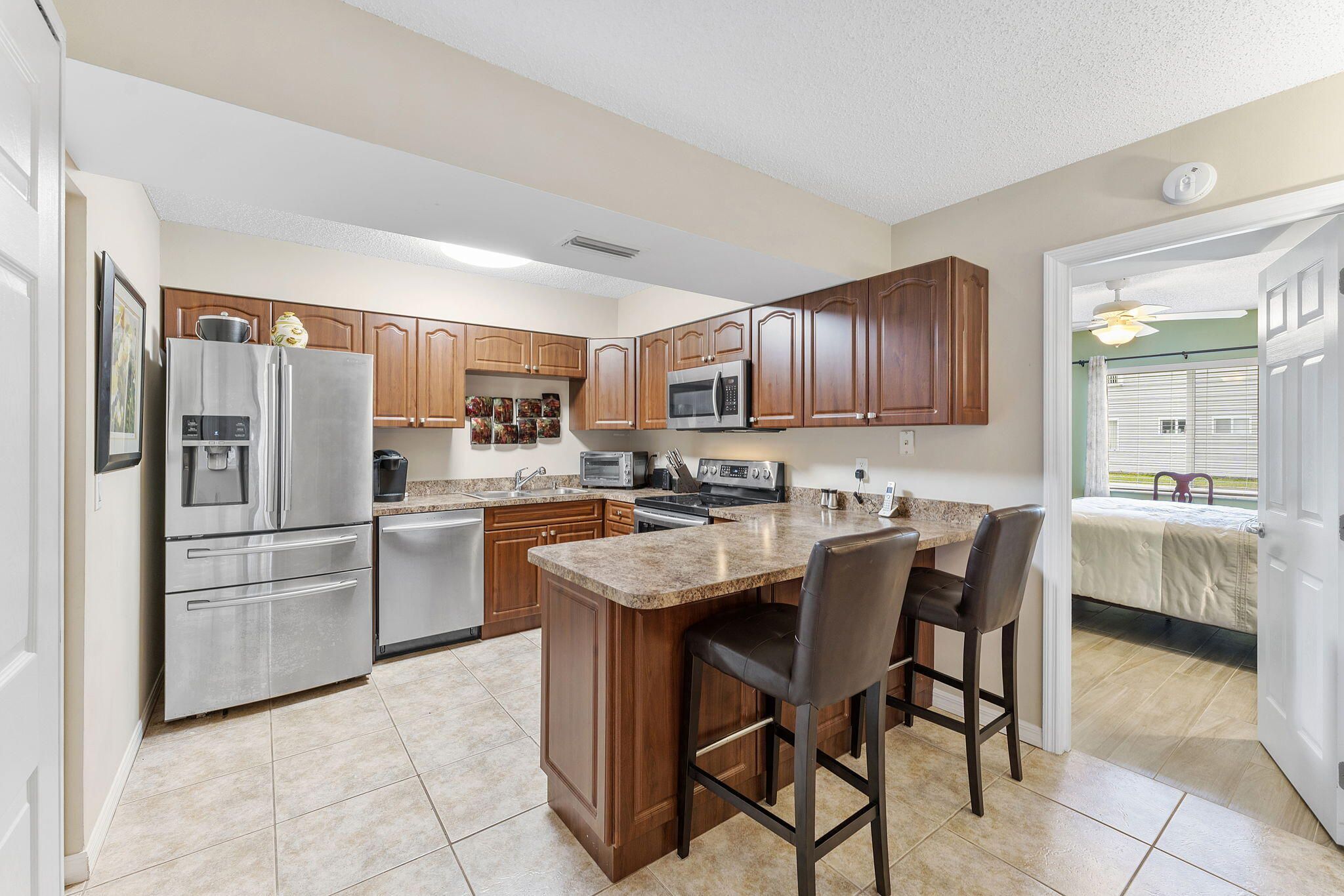 112 Se Village Drive 112