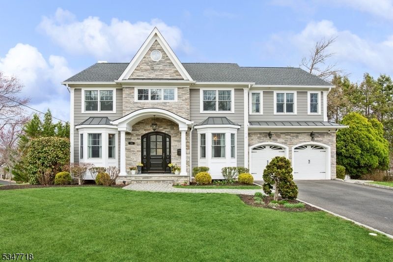 14 Wychview Dr