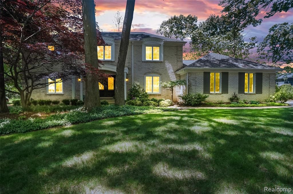 5693 Hunters Gate Drive