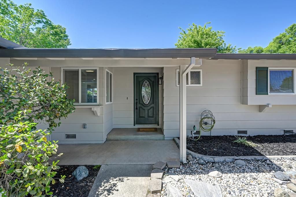 8112 Briar Way