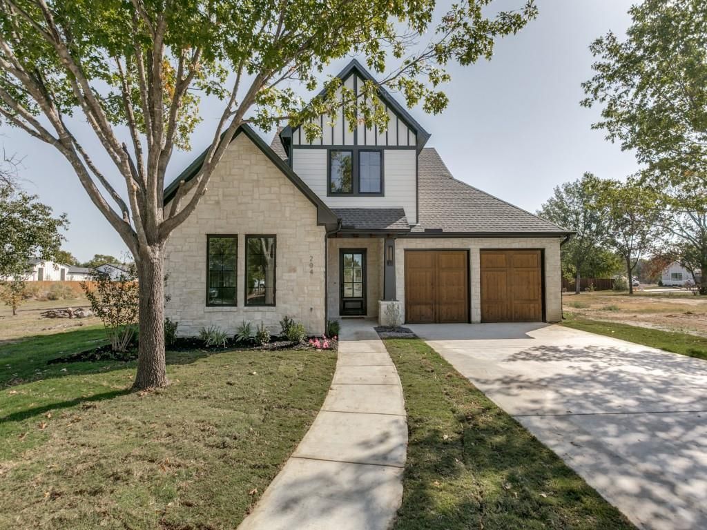 204 Pecan Street