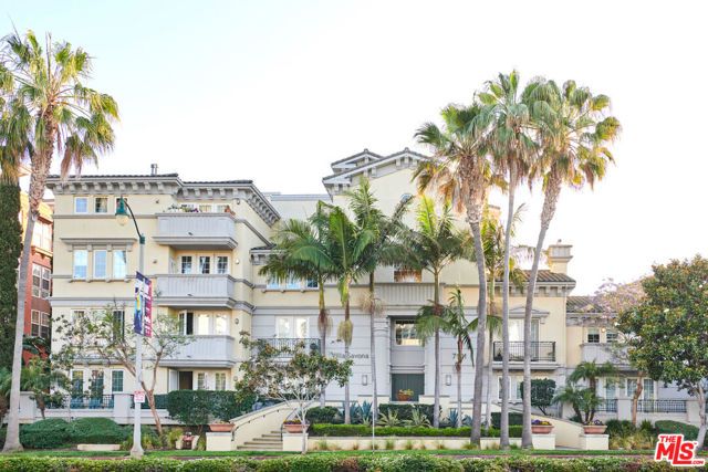 7101 Playa Vista Drive 413
