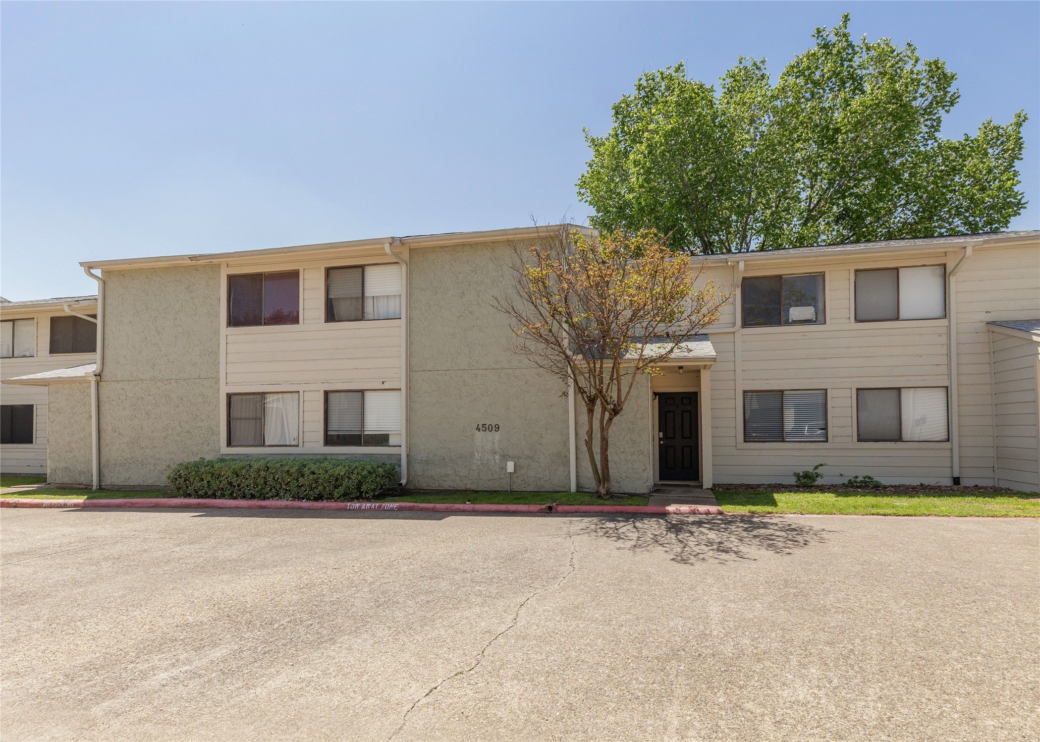 4509 Carter Creek Parkway 7