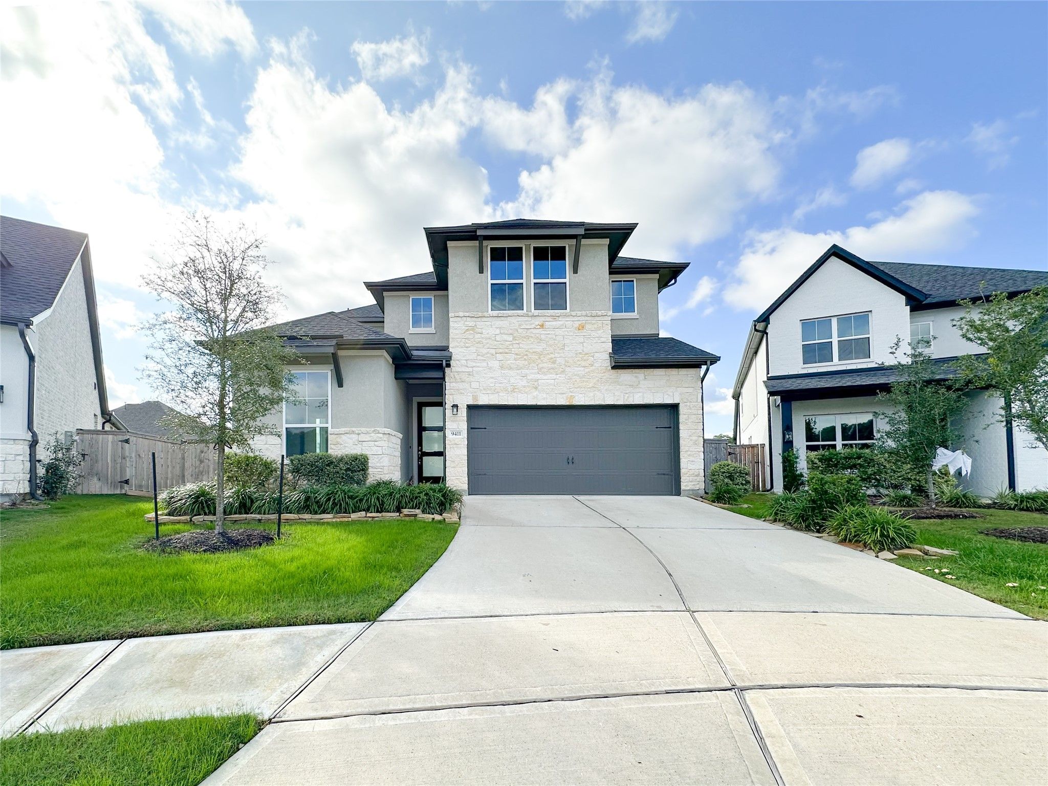 9411 Coleraine Court