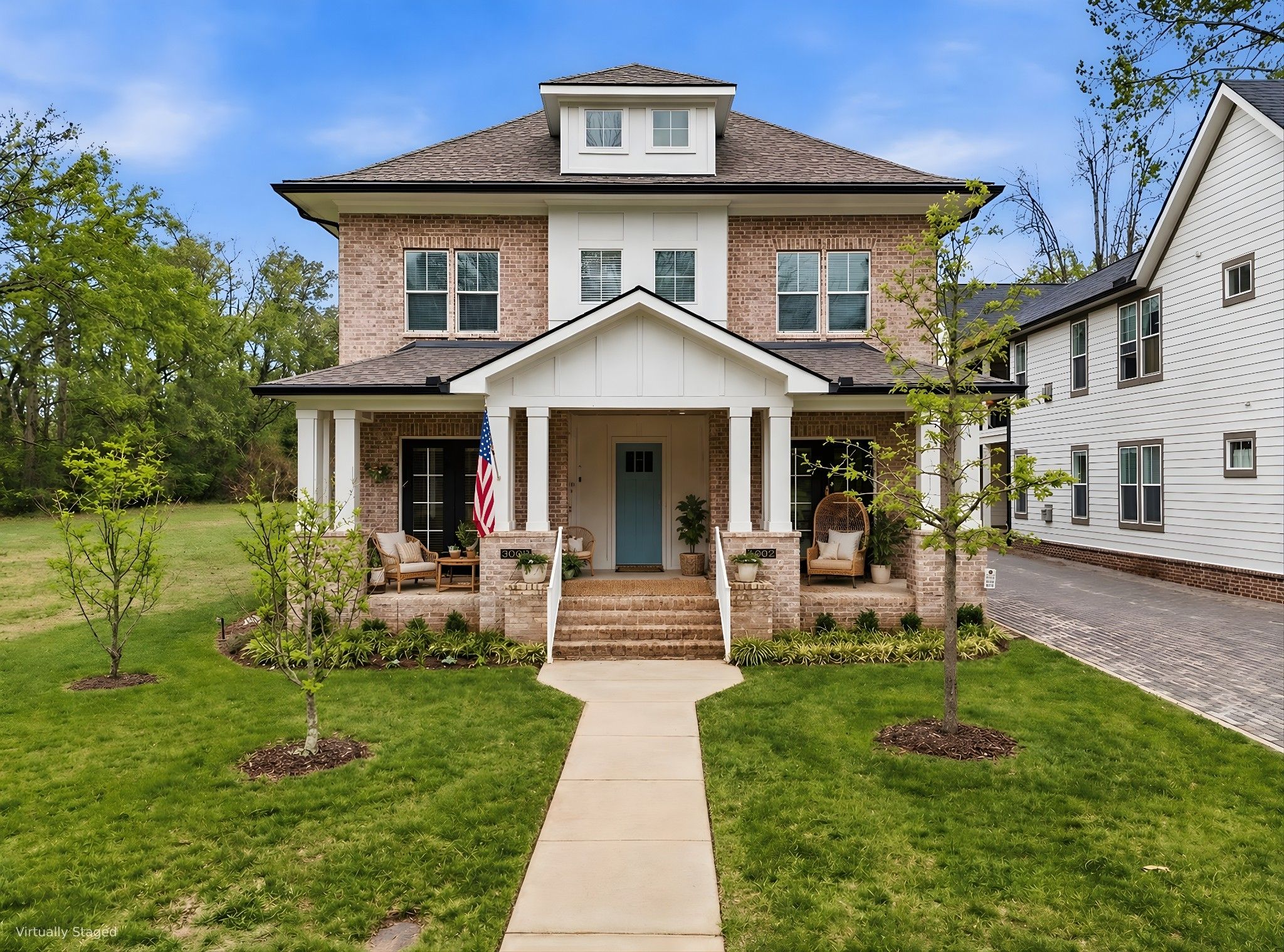 207 Fairground St 102