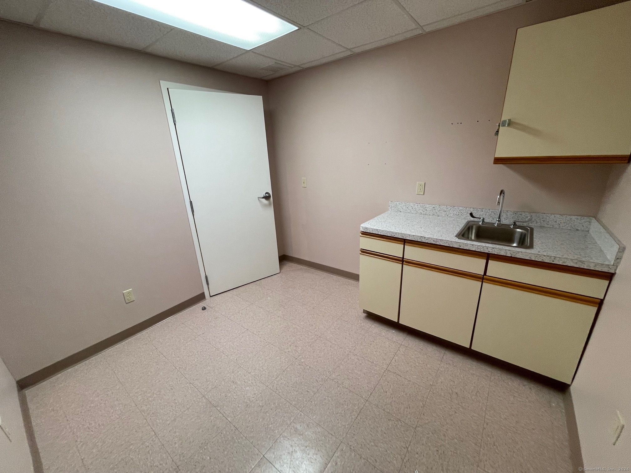 458 Wolcott Road, Wolcott, 06716 Wolcott, undefined