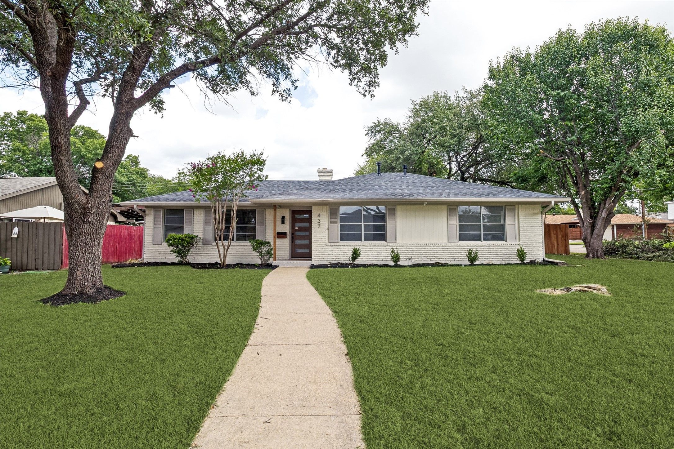 437 Summit Drive