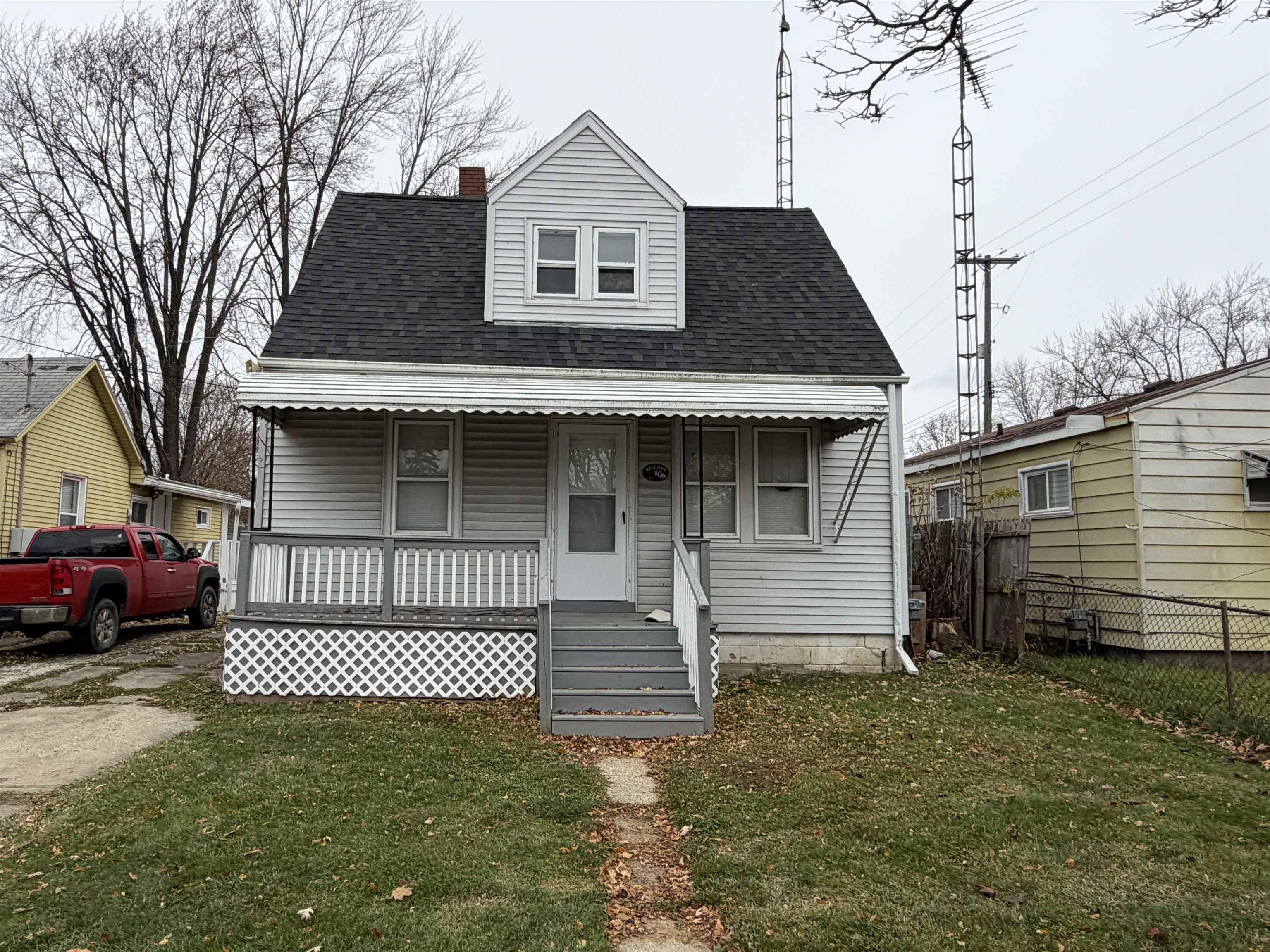 806 Alvord Avenue