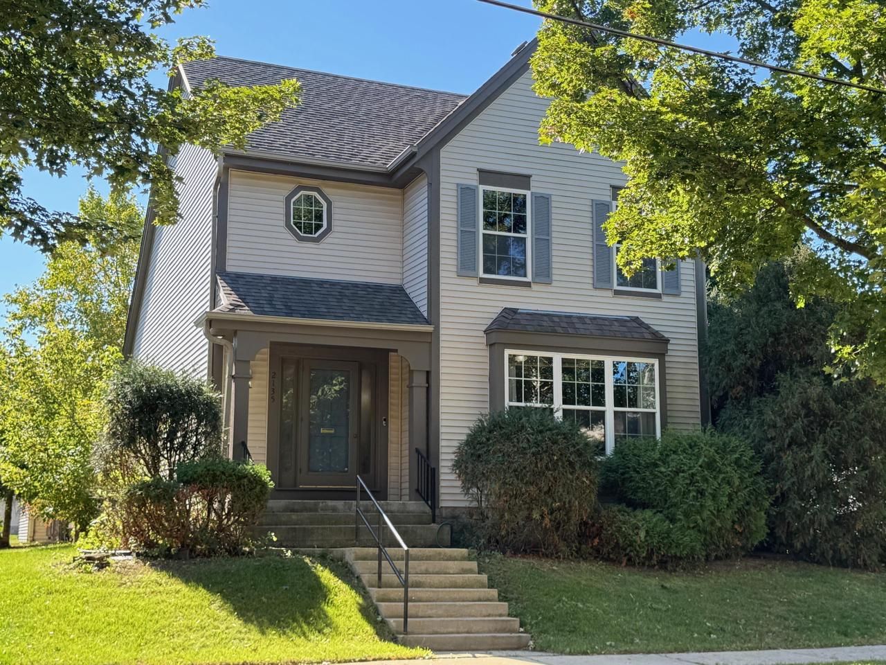 2135 West Vine Street