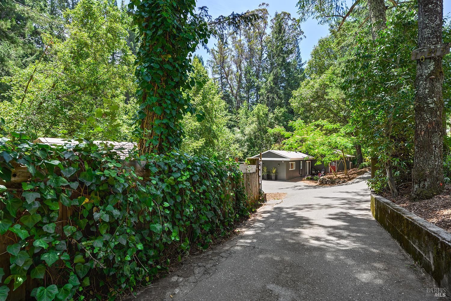 10215 Occidental Road